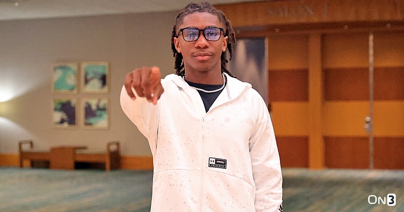 Naeem Burroughs 3 copy 1.jpg