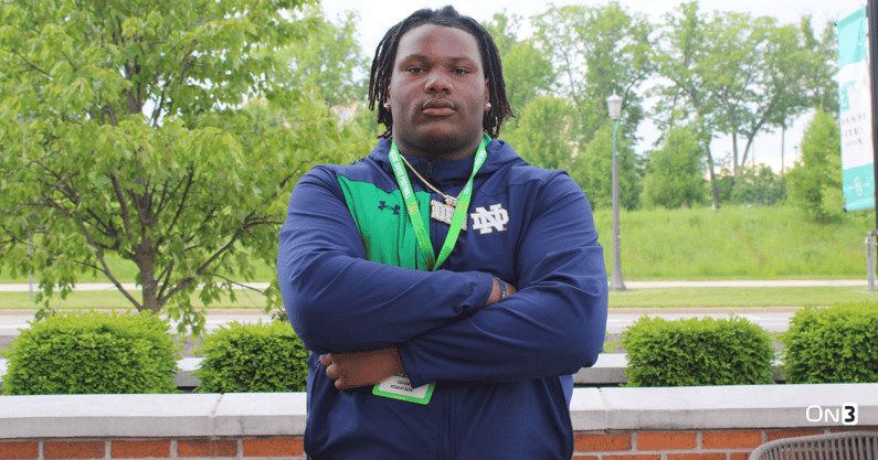 Deven Robertson 1.png