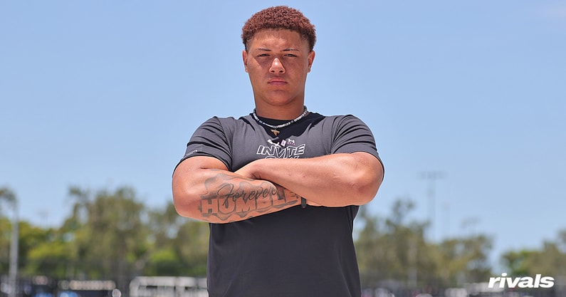 Zane Rowe 2 copy 1.jpg