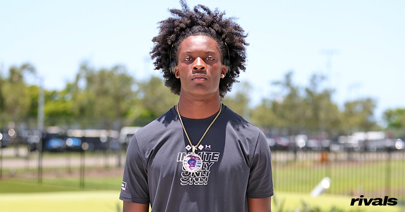 Kamarui Dorsey copy 1.jpg