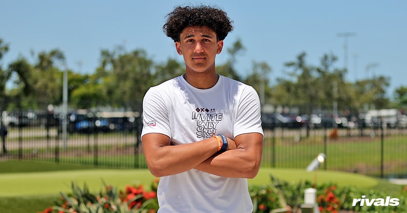 Colt Lumpris 2 copy 1.jpg