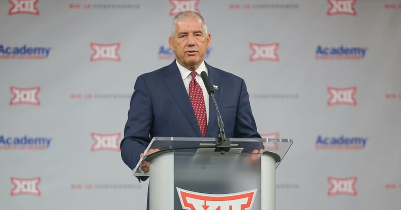 bob-bowlsby-estimates-big-12-loss-of-tv-revenue-if-ut-and-ou-leave