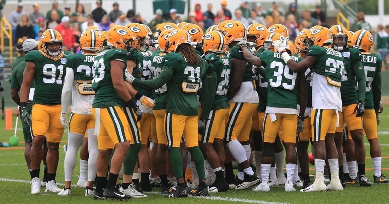green-bay-packers-sign-josh-avery