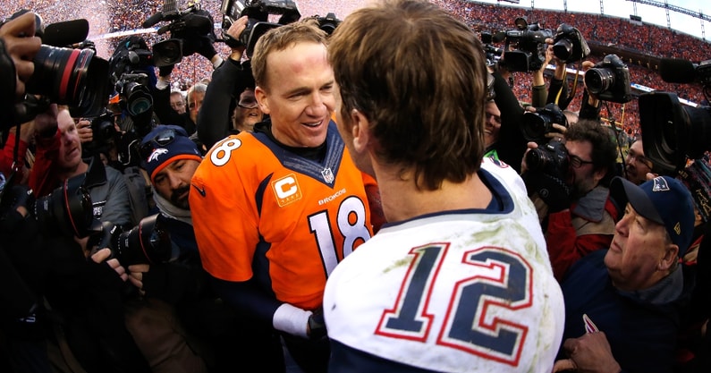 tom-brady-fires-joke-peyton-manning-hall-fame-ceremony