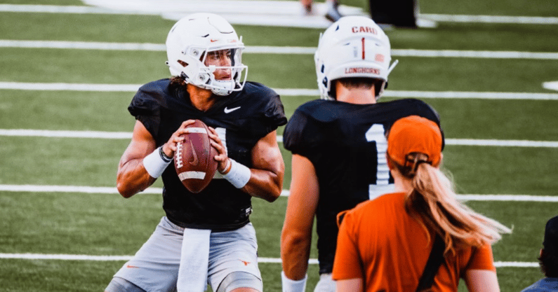 casey-thompson-hudson-card-texas-quarterback-competition