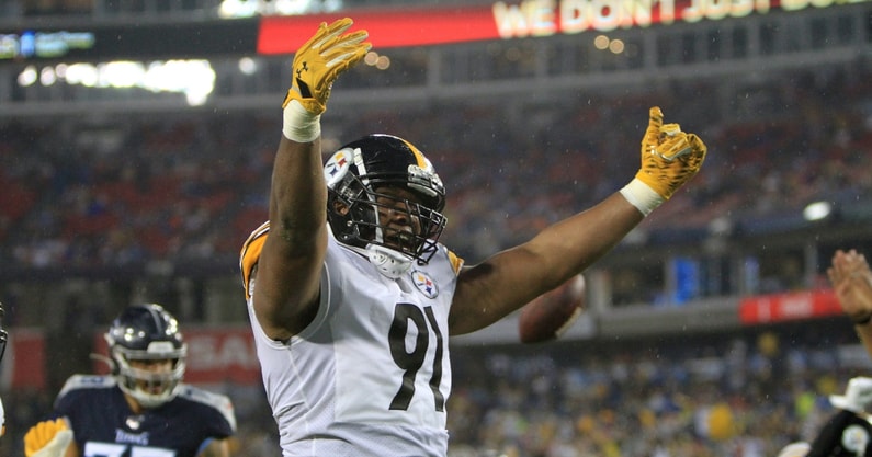 pittsburgh-steelers-restructure-stephon-tuitts-contract