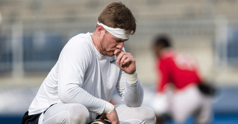 Kentucky-starting-quarterback-Will-Levis-eats-banana-peel
