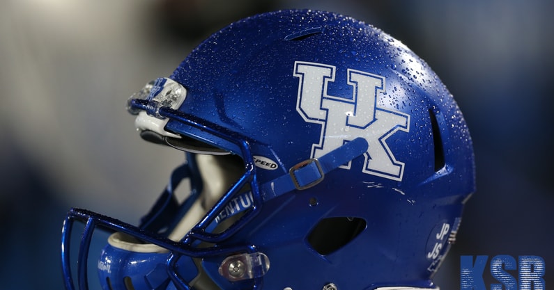 UK Football News: Nik Hall added to All-American Bowl; Barion