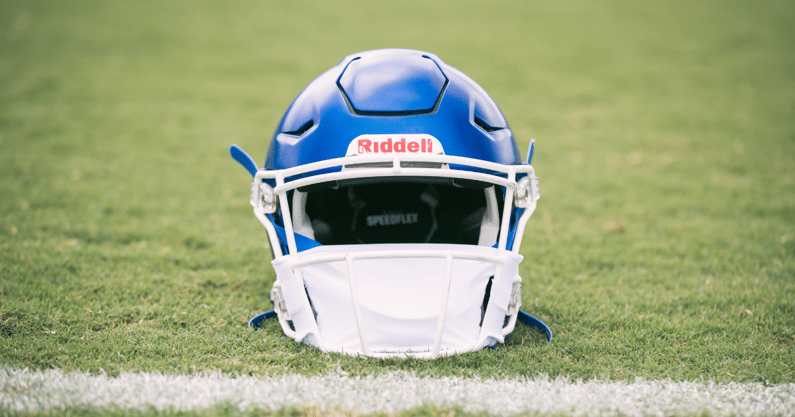sec-requiring-weekly-tests-masks-unvaccinated-players-coaches-staff-covid