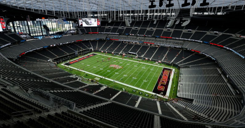 Report-Notre-Dame-BYU-schedule-2022-game-Las-Vegas