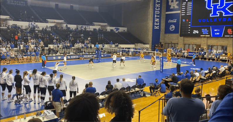 kentucky-volleyball-usc-creighton