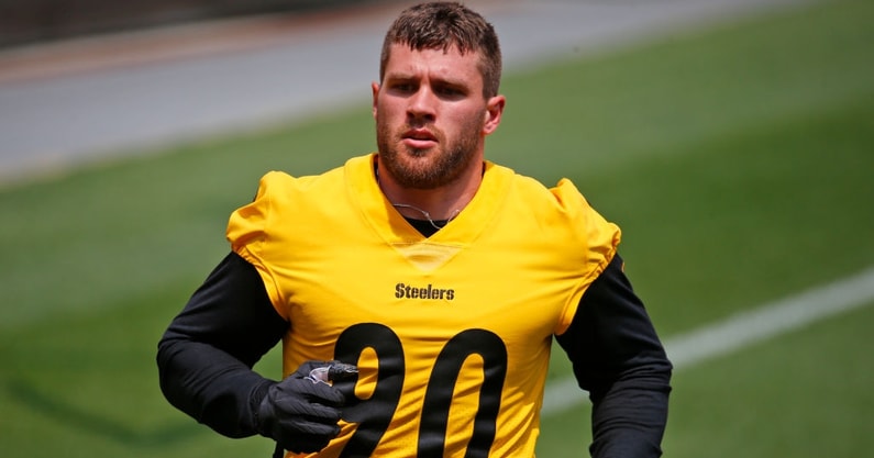 pittsburgh-steelers-tj-watt-contract-talks-reaching-critical-point-wisconsin-badgers