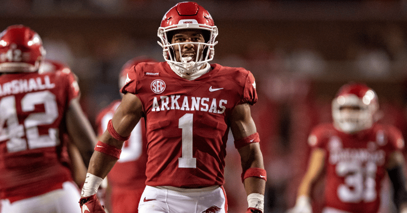 inside-the-gameplan-staying-clean-in-the-pig-pen-texas-vs-arkansas