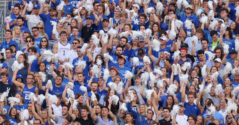 kentucky-football-is-back