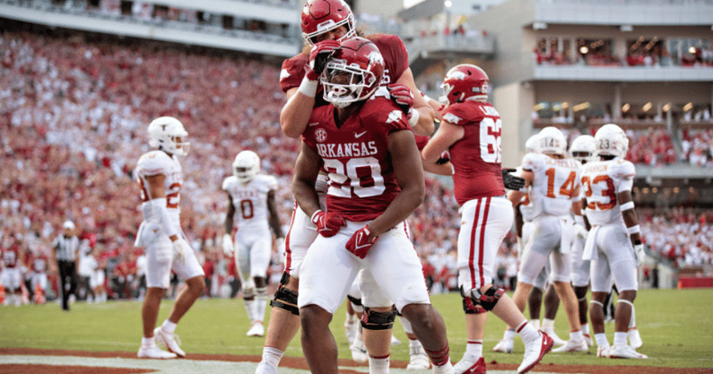 arkansas-heeds-call-of-the-hogs-in-dominating-performance-versus-texas