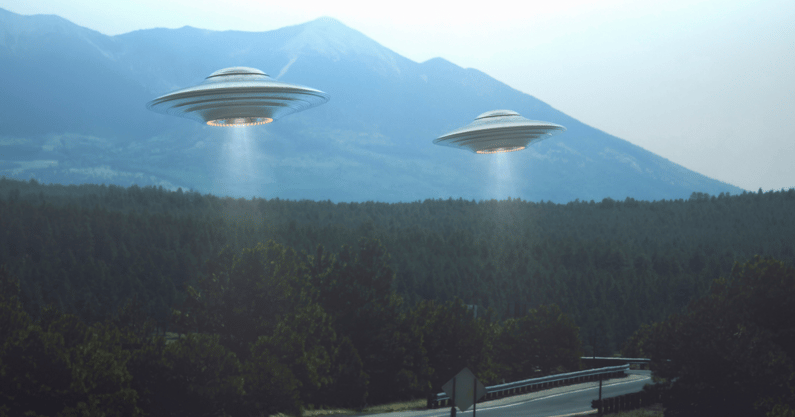 kentucky-man-shooting-aliens-outside-hotel