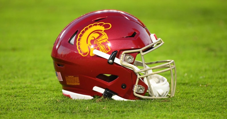 favorites-replace-clay-helton-usc-football-head-coach-luke-fickell-james-franklin-bob-stoops-mario-c