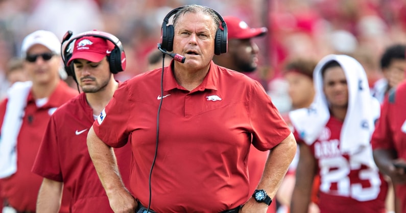 sam-pittman-reveals-what-hes-most-excited-to-see-from-drew-sanders-vs-cincinnati