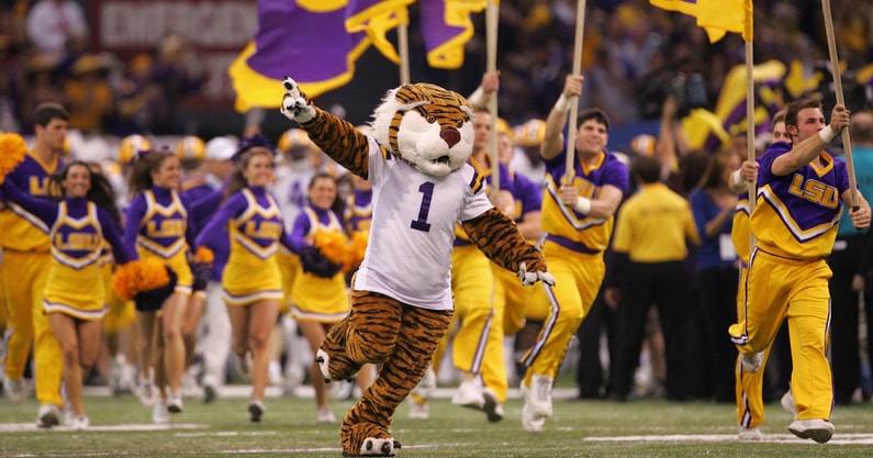 watch-big-cat-pft-commenter-narrate-video-lsu-tigers