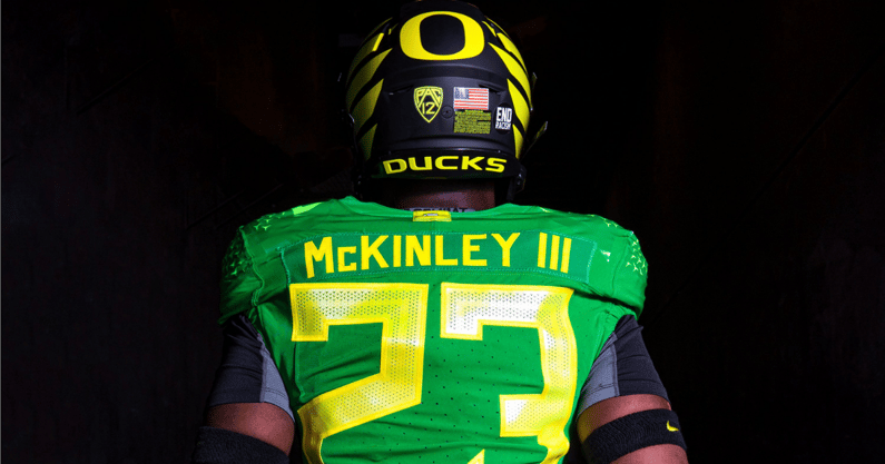 oregon-releases-week-4-uniforms-in-leadup-to-arizona-matchup