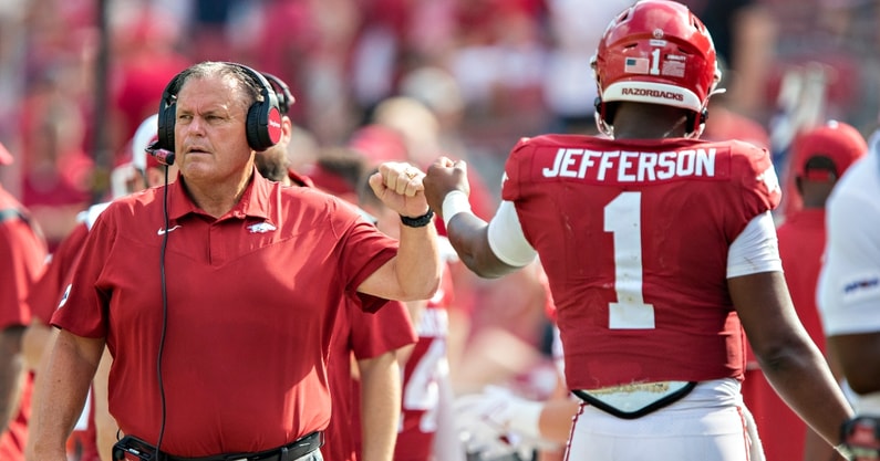 sam-pittman-discusses-swag-jo-arkansas-razorbacks-motivation-ahead-of-georgia-bulldogs-game-kirby-smart