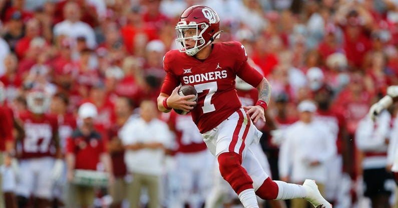 bob-stoops-fires-back-oklahoma-fans-that-booed-quarterback-spencer-rattler-caleb-williams
