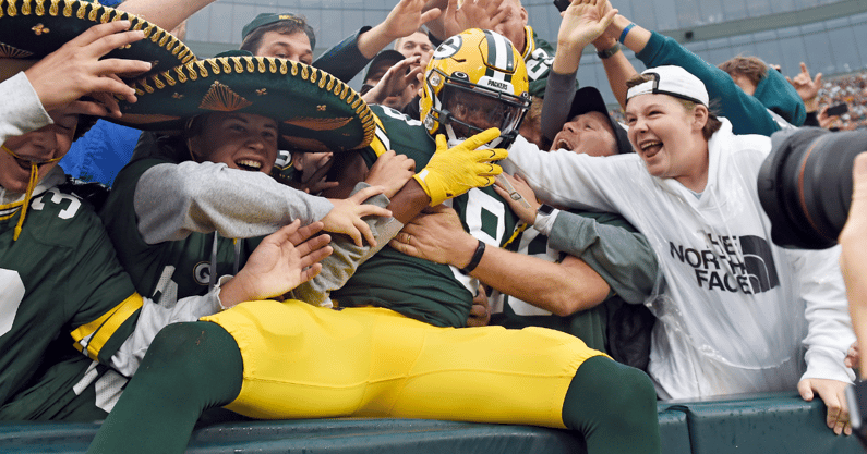 randall-cobb-scores-first-2-tds-2021-season-against-steelers