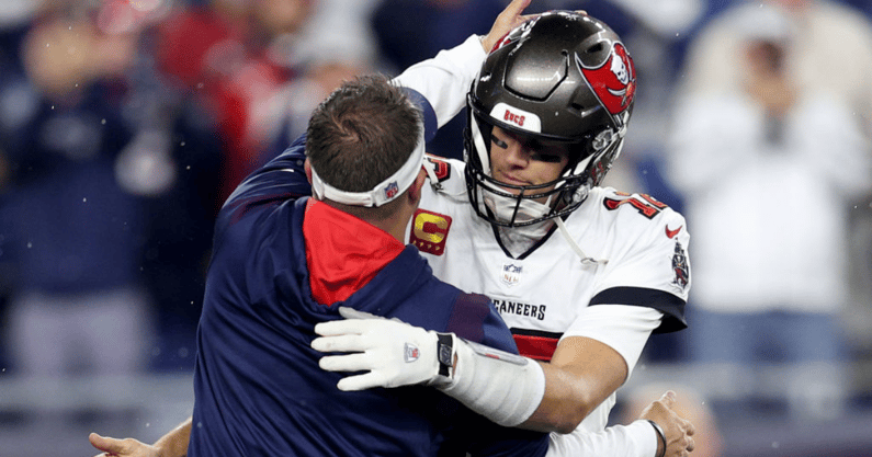 Tom-Brady-becomes-NFL-all-time-leading-passer-New-England-return-Tampa-Bay-Buccaneers-Drew-Brees