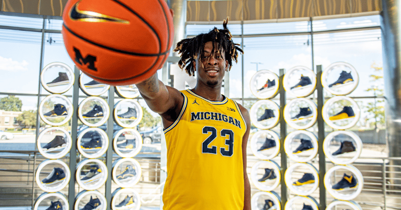 michigan-basketball-freshman-gregg-glenn-enters-the-transfer-portal