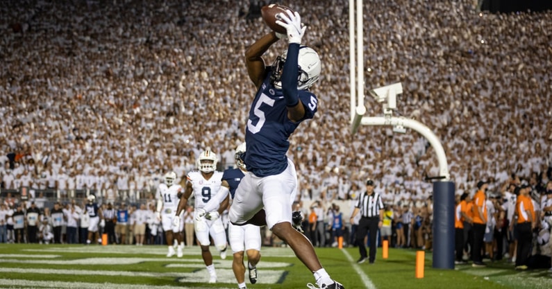 penn-state-star-wide-receiver-jahon-dotson-models-game-after-2000s-usc-teams