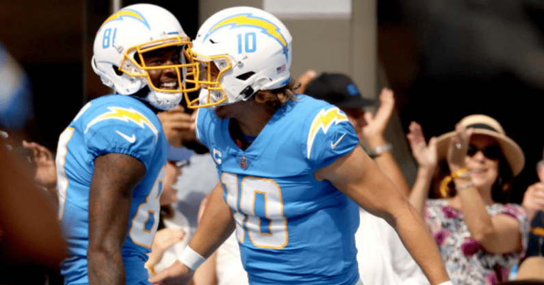 WATCH-Justin-Herbert-finds-Mike Williams-72-yard-touchdown-Los-Angeles-Chargers-Cleveland-Browns
