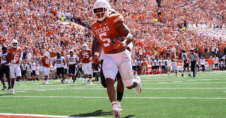 texas-surrenders-another-lead-paltry-offensive-production-oklahoma-state