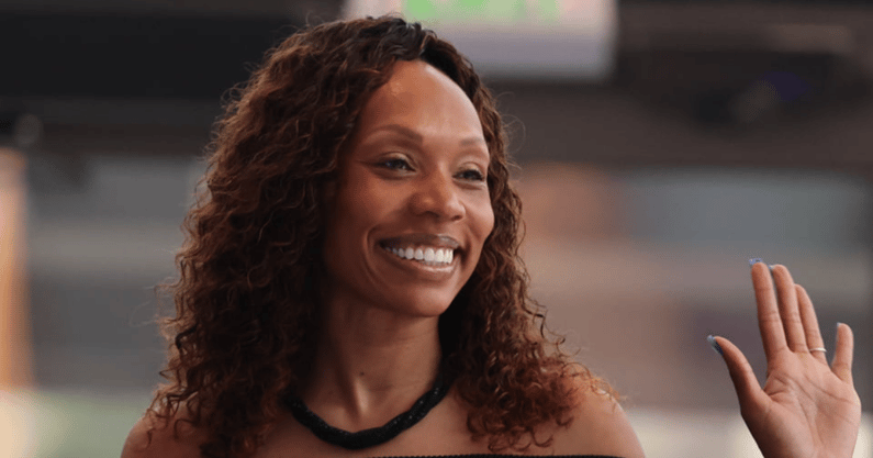 kyra-elzy-finding-recruiting-legs-ahead-year-two