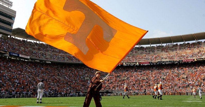 tennessee-fans-create-fundraiser-knoxville-childrens-hospital-ole-miss-game-go-fund-me