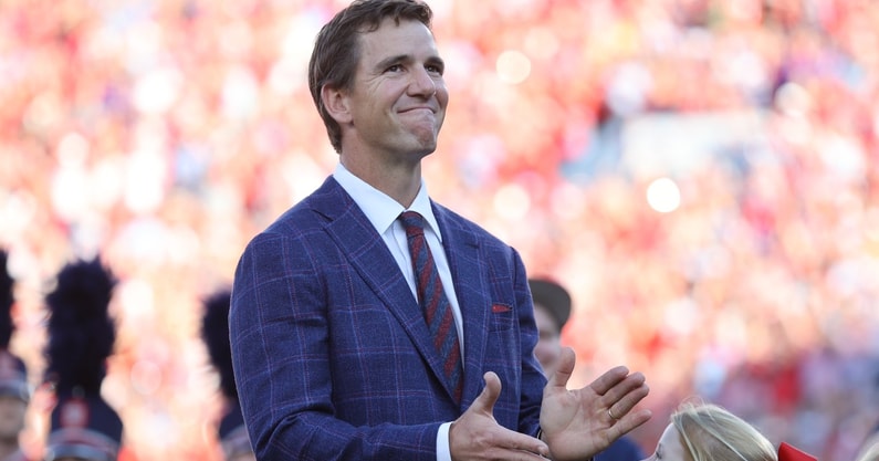 Ole Miss Football to Retire Eli Manning's Jersey Number