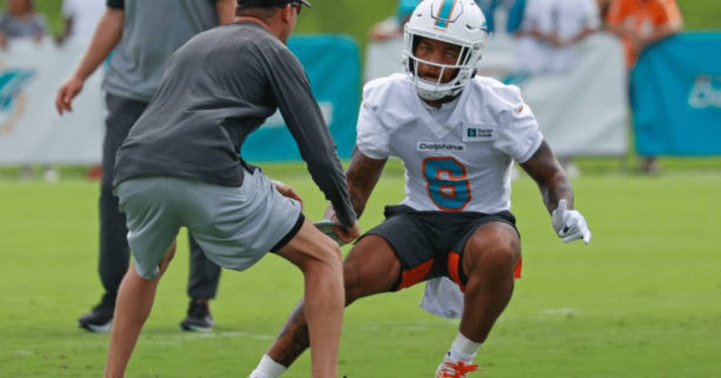Lynn-Bowden-Wants-to-play-more-than-you-want-him-to