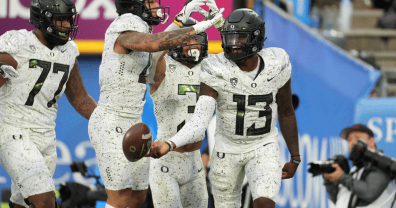 oregon-players-of-the-game-offense (4)