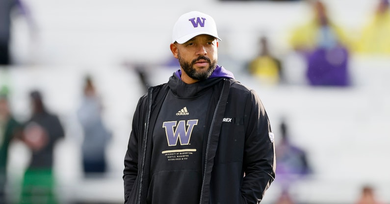 Washington AD releases statement on Jimmy Lake, player sideline