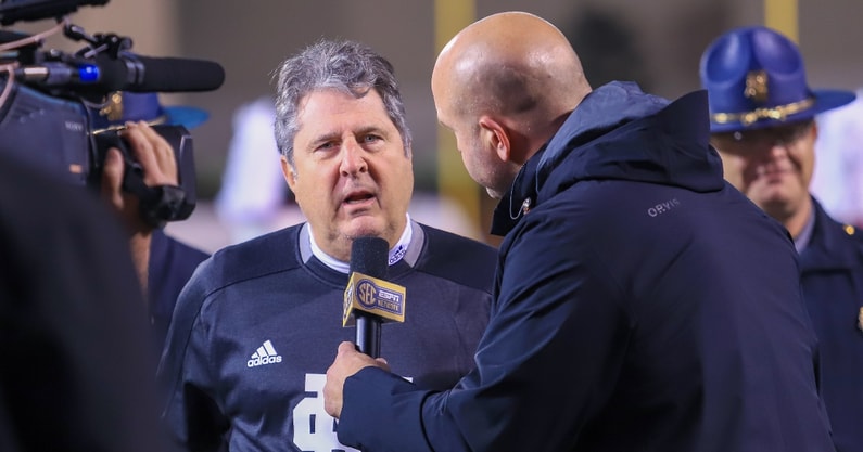 mike-leach-provides-powerful-pineapple-pizza-opinion