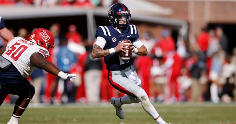 lane-kiffin-how-limited-practice-reps-could-impact-matt-corral-ole-miss-rebels-offense-