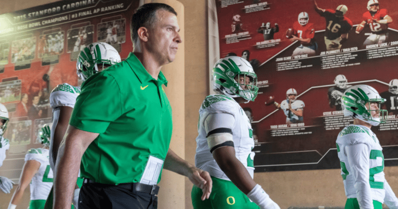 Copy of Copy of four-star-julian-phillips-discusses-recruitment-official-visits (68)