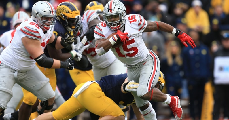 ezekiel-elliott-makes-claim-michigan-ohio-state-rivalry-wolverines-buckeyes-big-ten-east