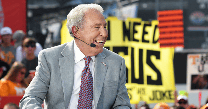 WATCH: Lee Corso fires up Texas fans, spikes Alabama helmet on College  GameDay set - On3