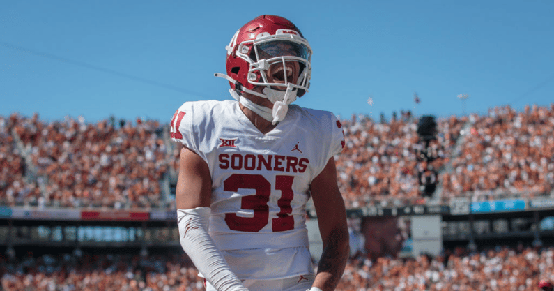 WATCH-Oklahoma-Sooners-defensive-lineman-scoops-scores-before-halftime-big-man-touchdown-Iowa-State-Cyclones