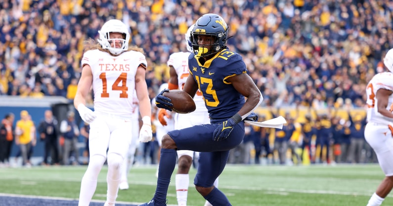 texas-longhorns-steve-sarkisian-reach-new-low-first-time-since-charlie-strong-loss-west-virginia-mountaineers-kansas-jayhawks