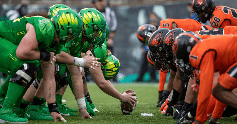 watch-fight-breaks-out-near-end-oregon-state-oregon-game