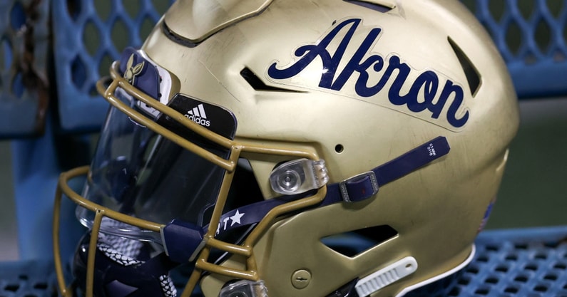 report-ohio-state-assistant-emerging-as-target-for-akron-head-coaching-vacancy-kevin-wilson-zips-offensive-coordinator-buckeyes