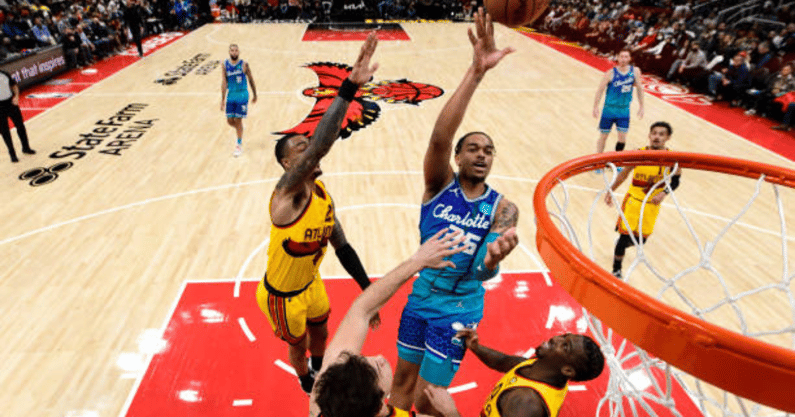 bbnba-richards-washington-and-the-hornets-outlast-atlanta