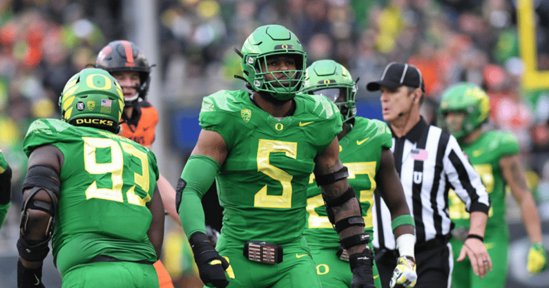 New Mock Draft Sends Oregon Edge Rusher Kayvon Thibodeaux to