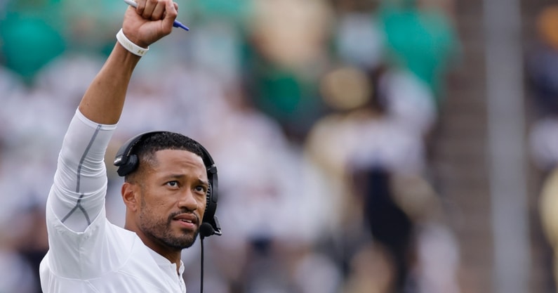 marcus-freeman-reveals-what-standard-will-be-at-notre-dame-fighting-irish-coach-brian-kelly-introductory-press-conference-lsu-tigers